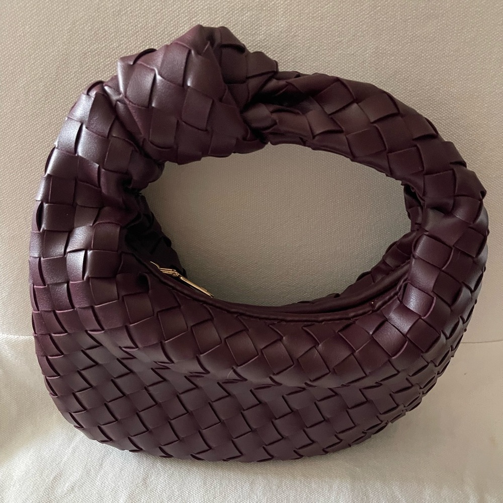 Elegant Woven Leather Bag - Burgundy